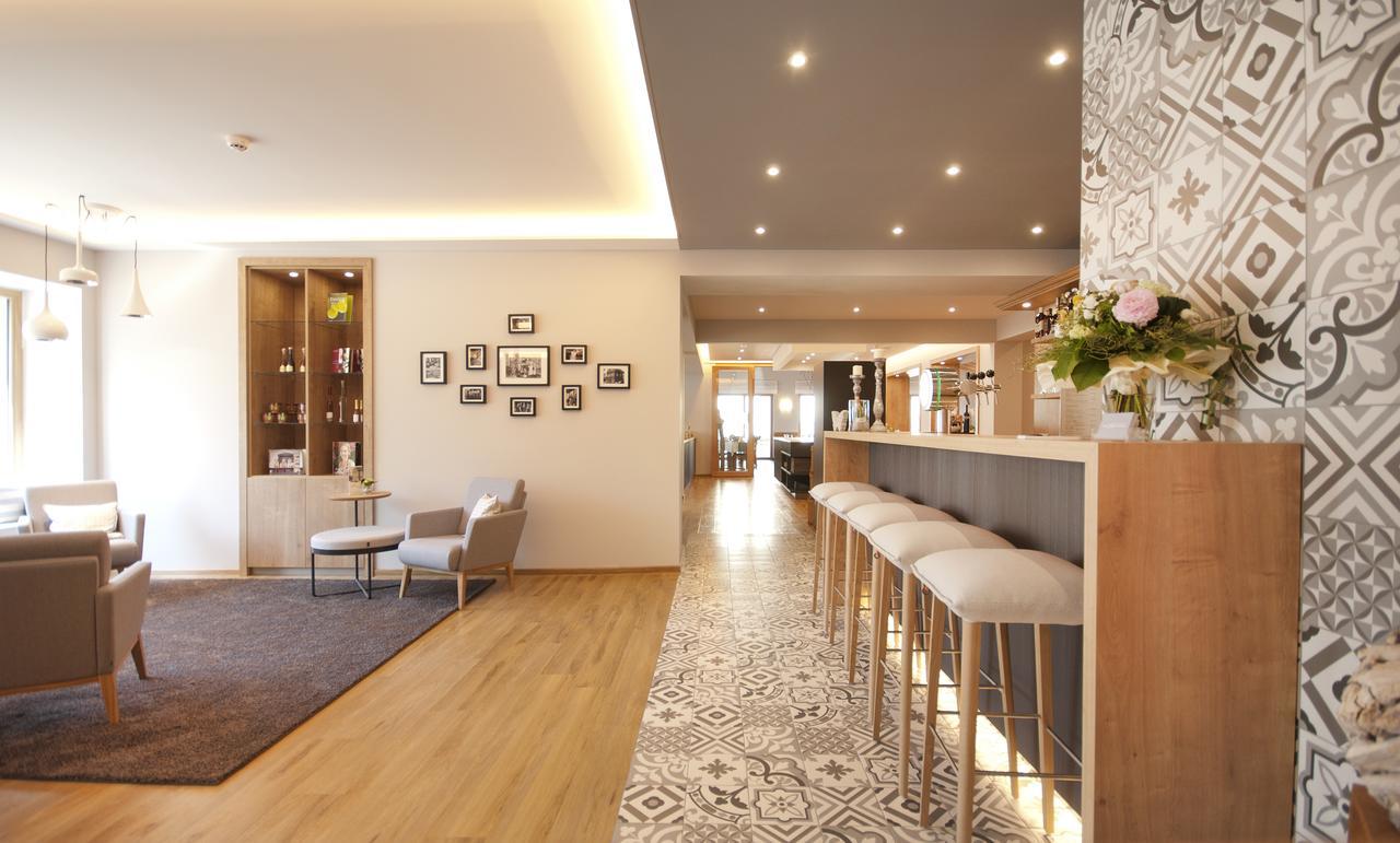Hotel Restaurant Zur Marienburg Pünderich Екстериор снимка