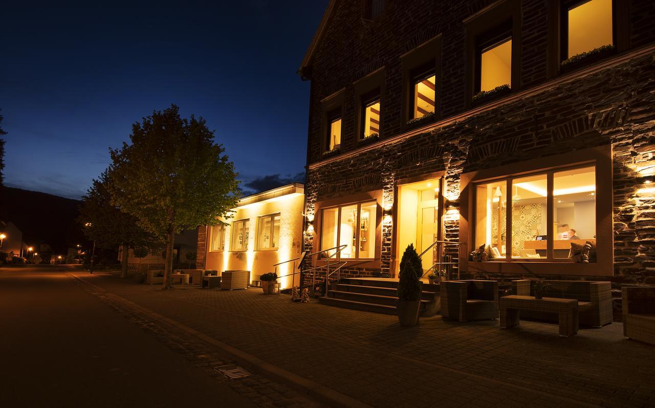 Hotel Restaurant Zur Marienburg Pünderich Екстериор снимка