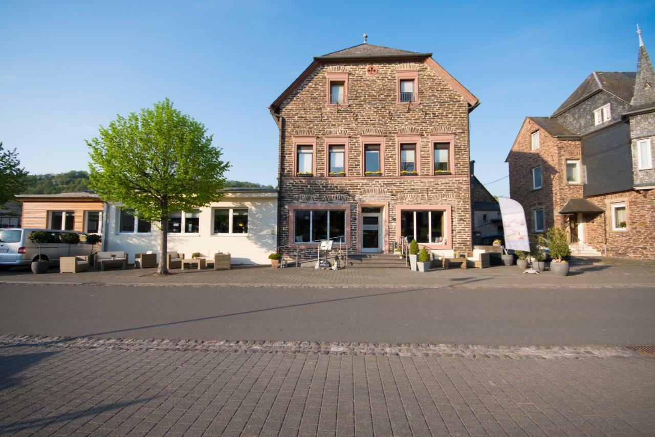 Hotel Restaurant Zur Marienburg Pünderich Екстериор снимка
